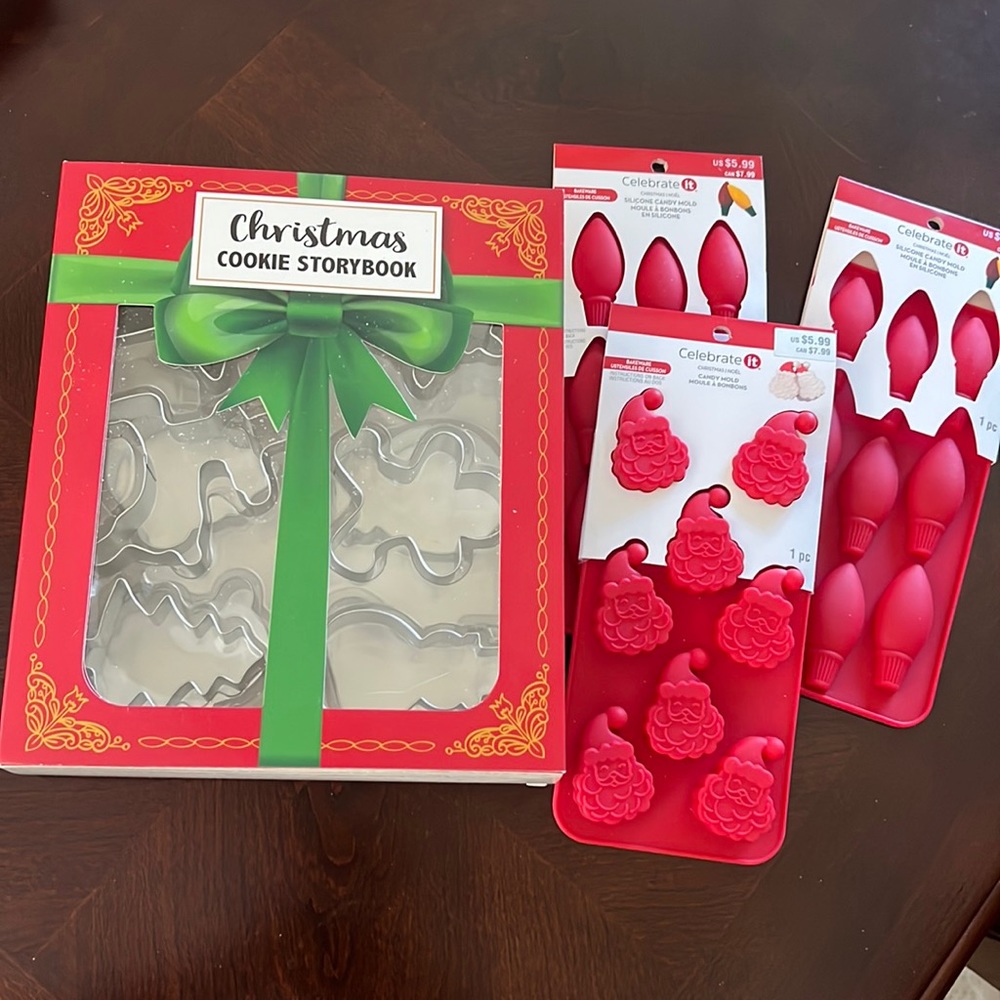 Celebrate it Christmas Cookie cutter set and 3 candy molds New Bundle